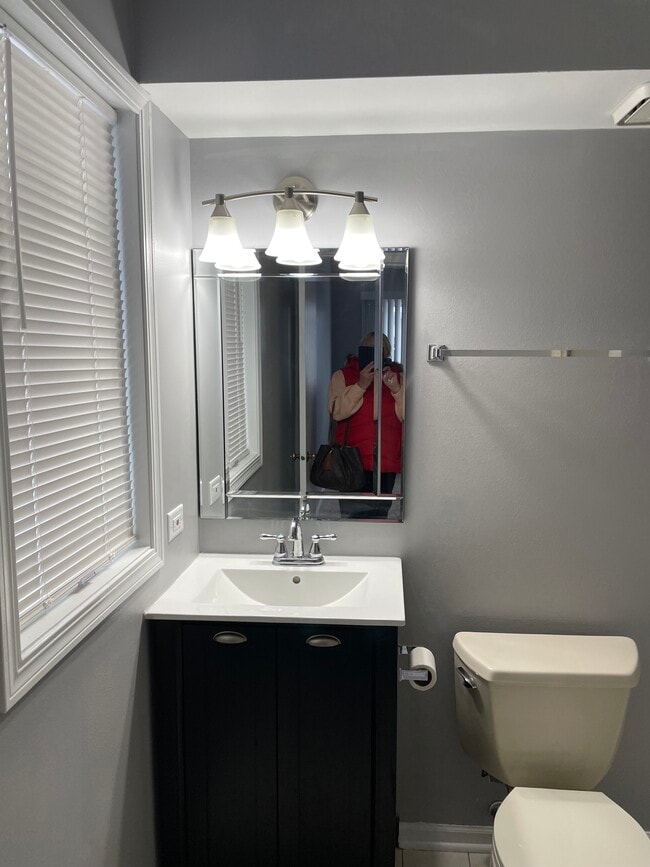 Master Bath - 9960 W 153rd St
