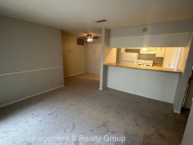 Building Photo - 2 br, 2 bath House - 6744 Quail Hollow Ct #2