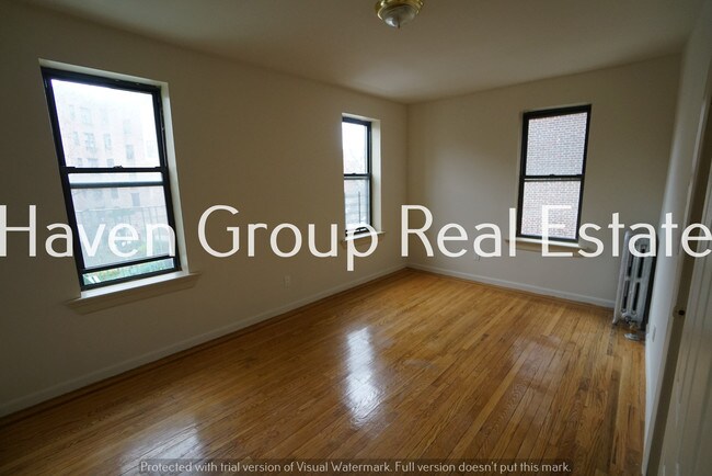 Foto del edificio - 1425 University Ave