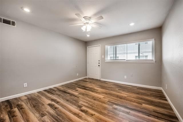 Building Photo - 4722 Reiger Ave