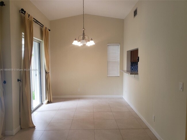 Building Photo - 1494 Springside Dr