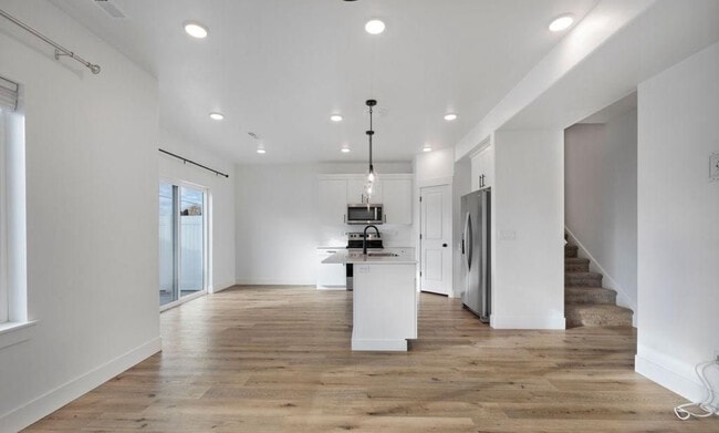 Building Photo - 1104 Jaylee Dr
