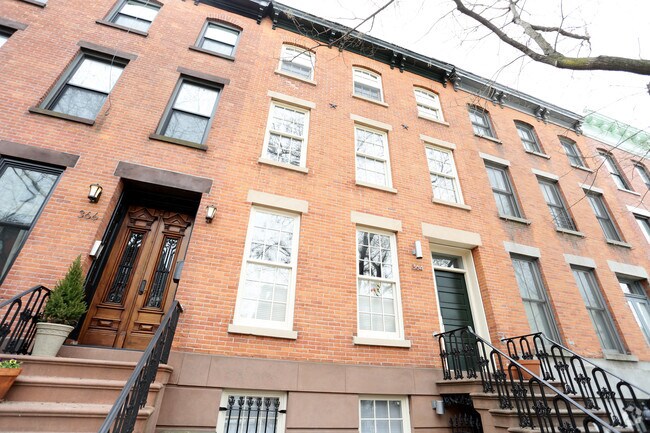 Foto del edificio - 364 Degraw St