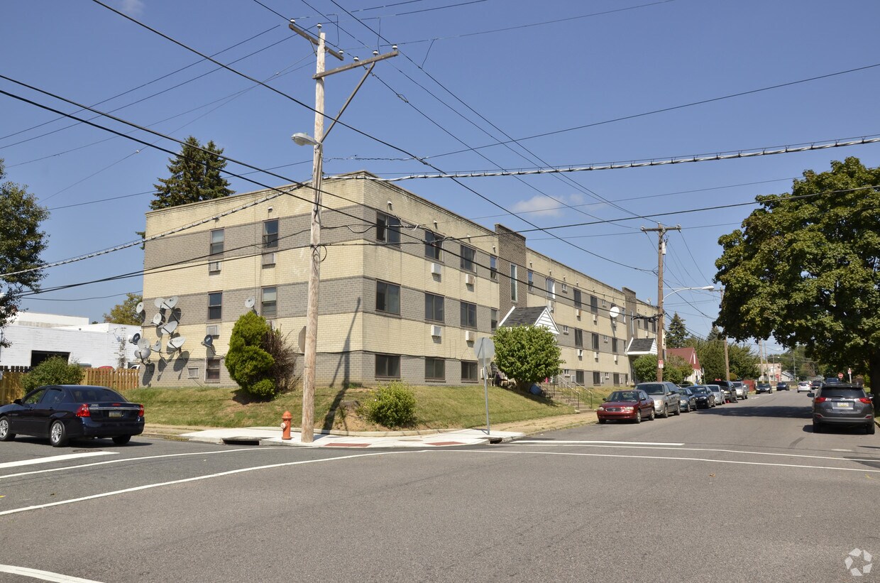 6800 6814 Bingham St Apartments Philadelphia, PA