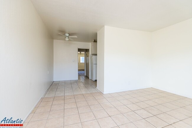 Photo - 439 S 4th St Apartment
