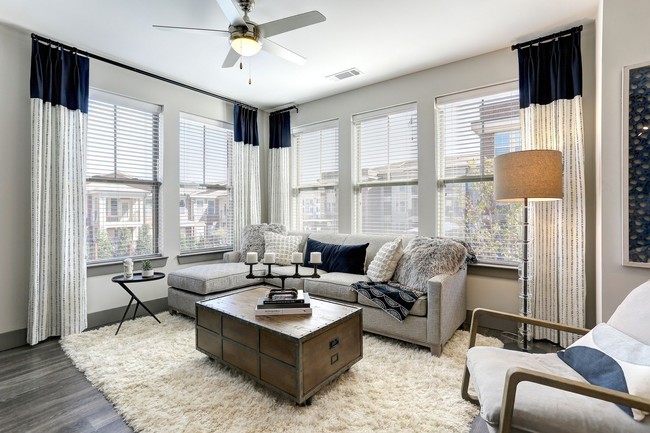 Foto del interior - The Sawyer at One Bellevue Place Apartments