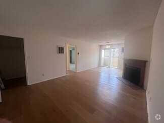 Unit 105  2 Bd/2BA Avialable Now - 3717 Vinton Ave