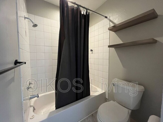 Foto del edificio - 516 N Bliss St