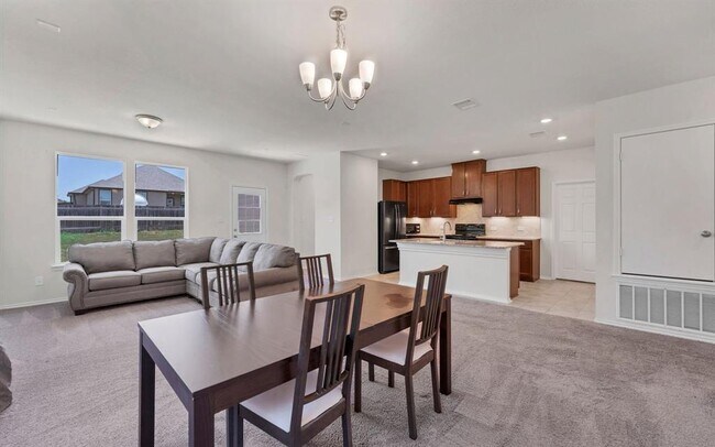 Building Photo - 229 Kennicott Dr
