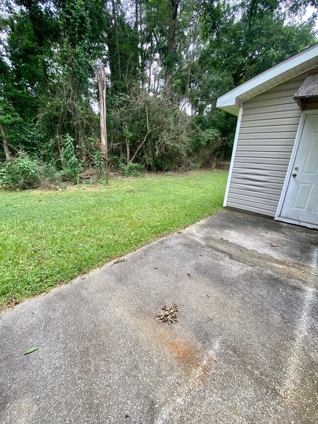 Building Photo - Duplex For Rent on Stage Road