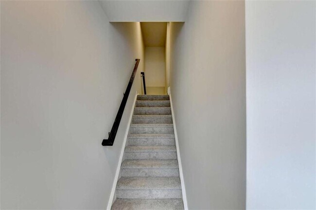 Foto del edificio - 933 Woods Chapel Rd