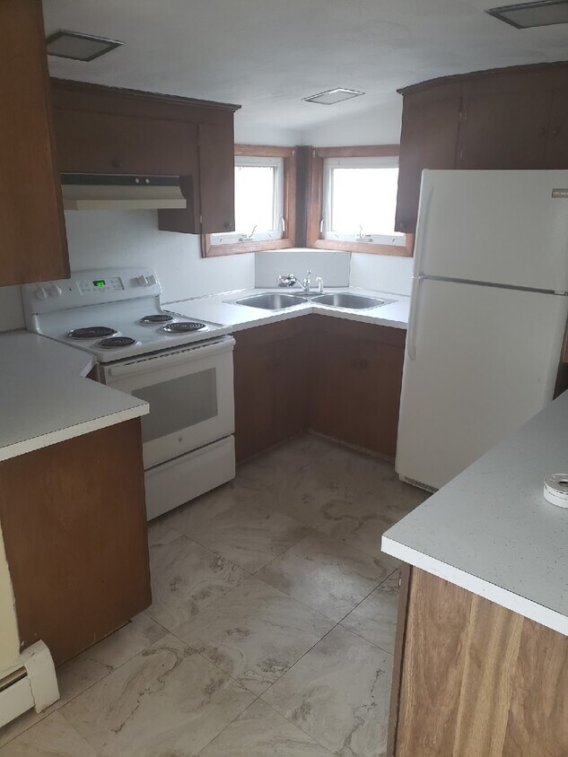 Kitchen - 99 Hazael St