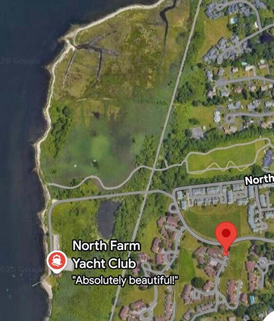 This North Farm Condo lies in a waterfront association, with acres of wild land - 77 Windward Ln