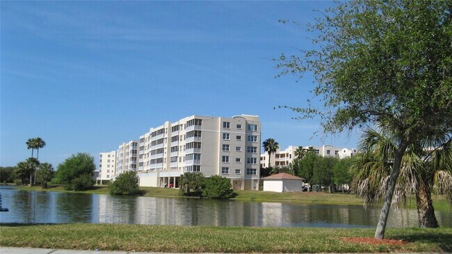 Building Photo - 6475 Shoreline Drive Unit 5302