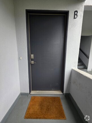 Building Photo - 134 Paseo De La Concha
