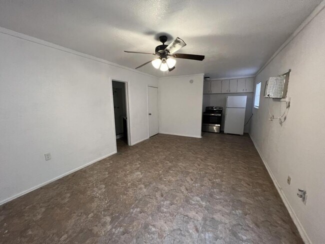 Foto del edificio - 302 W Valley Rd