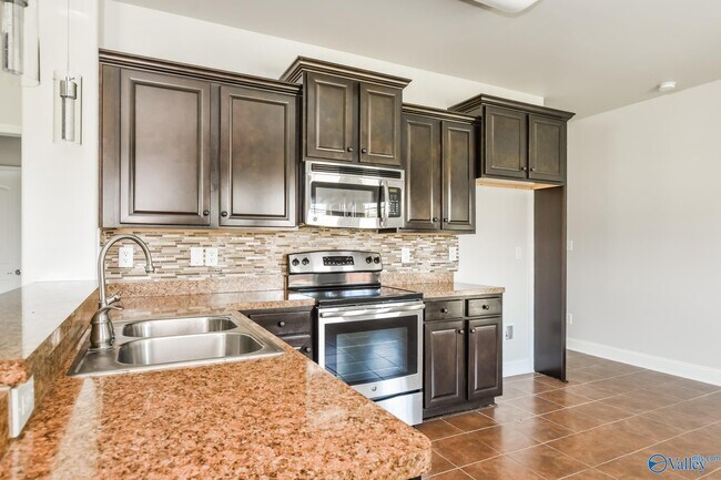 Foto del edificio - 128 Lazy Oak Dr