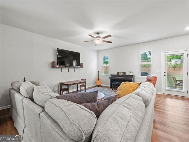 Building Photo - 4934 Hillstone Dr