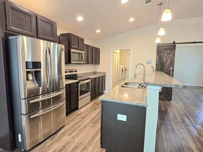 Foto del edificio - 4348 Thistle Pine Ct
