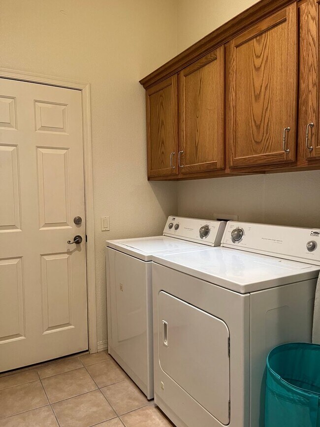Foto del edificio - WINTER VACATION RENTAL-2 bedroom/2 bath