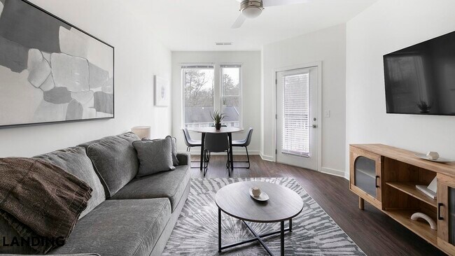 Foto del edificio - 2110 Birkhall St