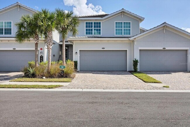 Foto del edificio - 14640 Sycamore Ct