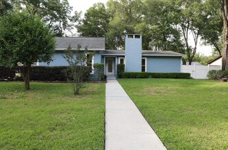 Building Photo - 8108 SW 56th Ave