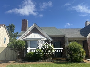 Building Photo - 6898 Snyder Rd