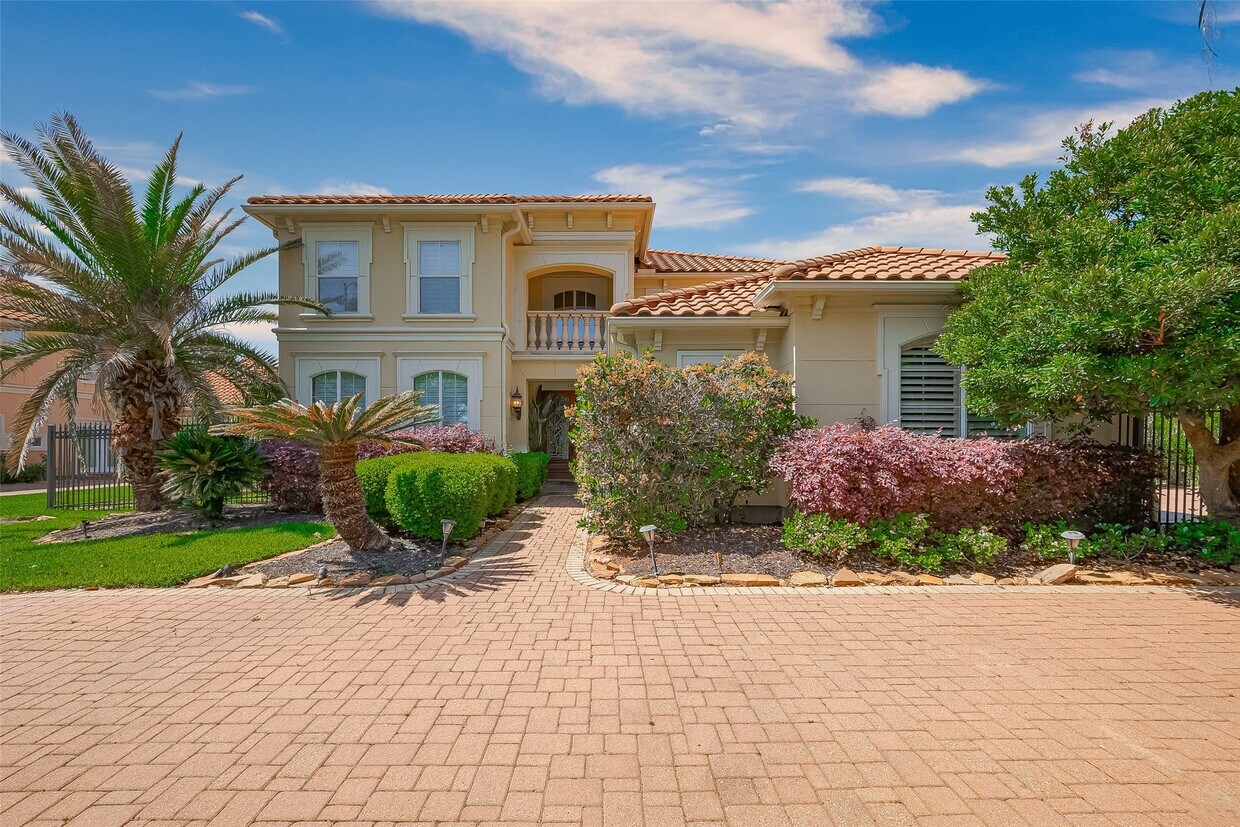 Foto principal - 14114 Barnhart Blvd