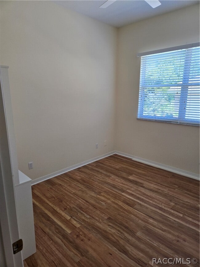 Building Photo - 36 Byrsonima Ct S