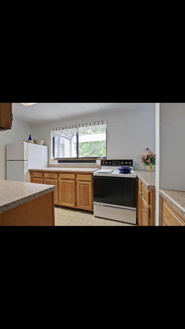 Foto del edificio - 314 W Miner St