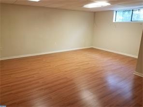 Foto del edificio - 9310 Jamison Ave