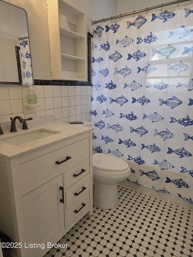 Building Photo - 4320 Norbourne Blvd