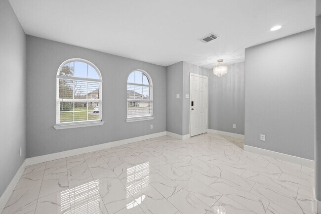 Foto del edificio - Updated 4-Bedroom Conroe Rental with Cul-De-Sac Privacy in Hunters Glen