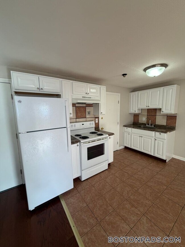 Foto del edificio - 148 Willard St