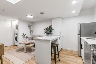 Building Photo - 11837-11840 40 St NW