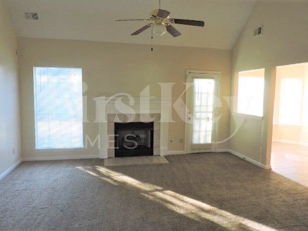 Foto del edificio - 7469 Midnight Cove