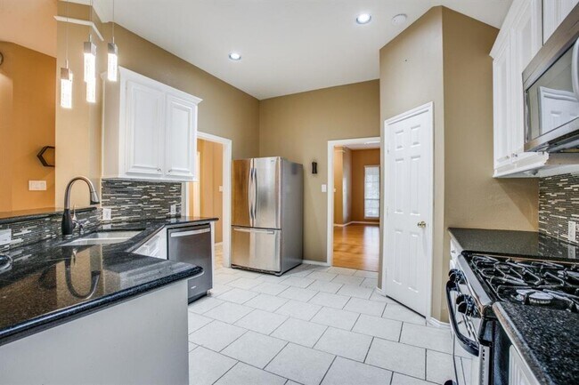 Foto del edificio - 21318 Twisted Willow Ln