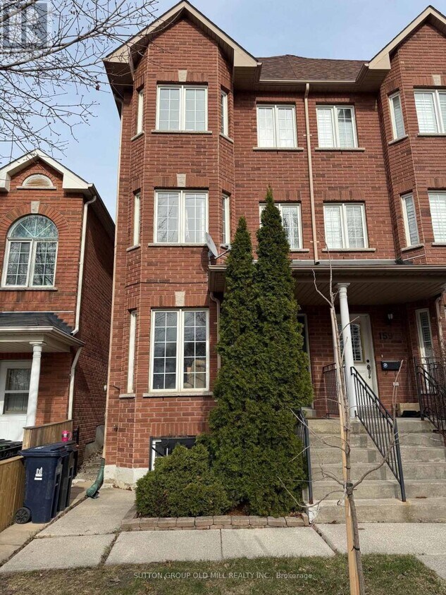 Primary Photo - 161 Laughton Ave