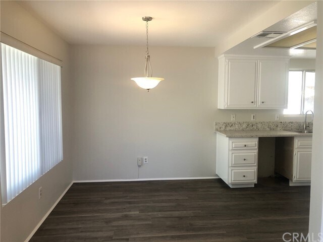 Building Photo - 23518 Casa Bonita Ave