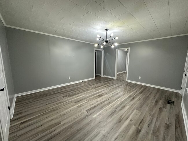 Building Photo - 1420 48th Ave
