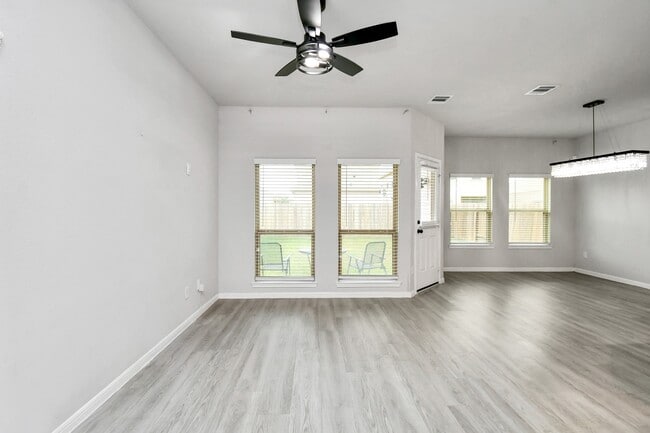 Building Photo - 13426 Merryville Harrogate Ln