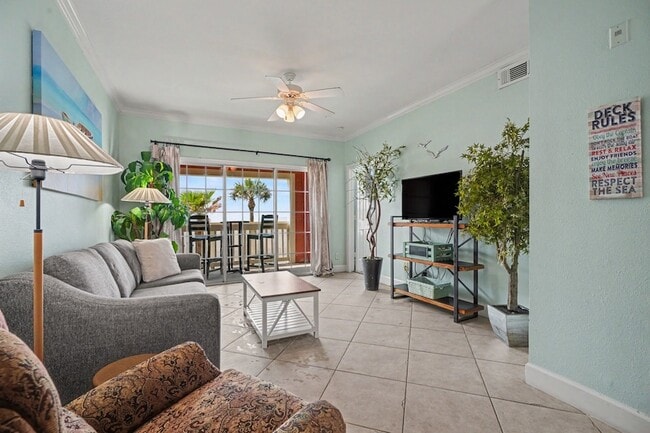 Building Photo - 7000 Seawall Blvd