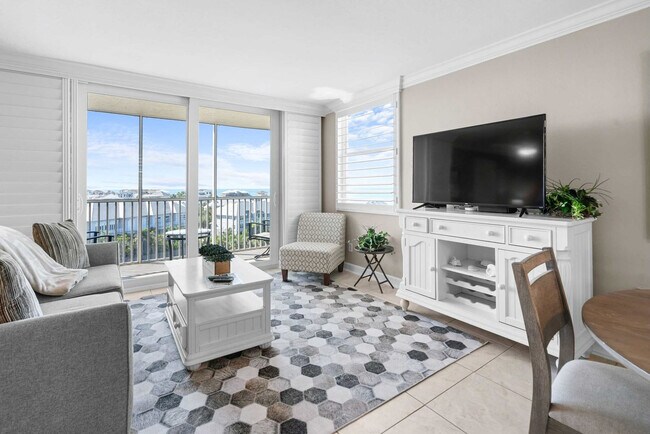 Foto del edificio - 5600 Bonita Beach Rd SW