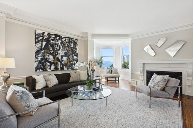 Building Photo - 4BR/3BA STUNNING VIEWS! Russian Hill Pre-W...