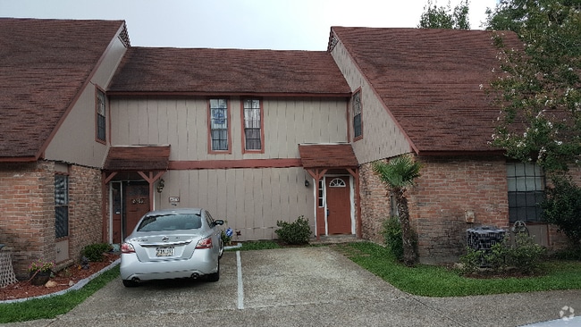 Building Photo - 4123 Loire Dr