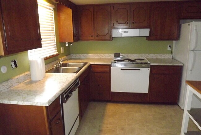Foto del edificio - Don't miss out on this 3 Bedroom 2.5 Bath ...