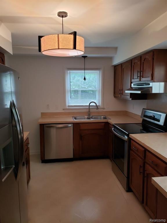 Building Photo - 4418 S Verona Cir