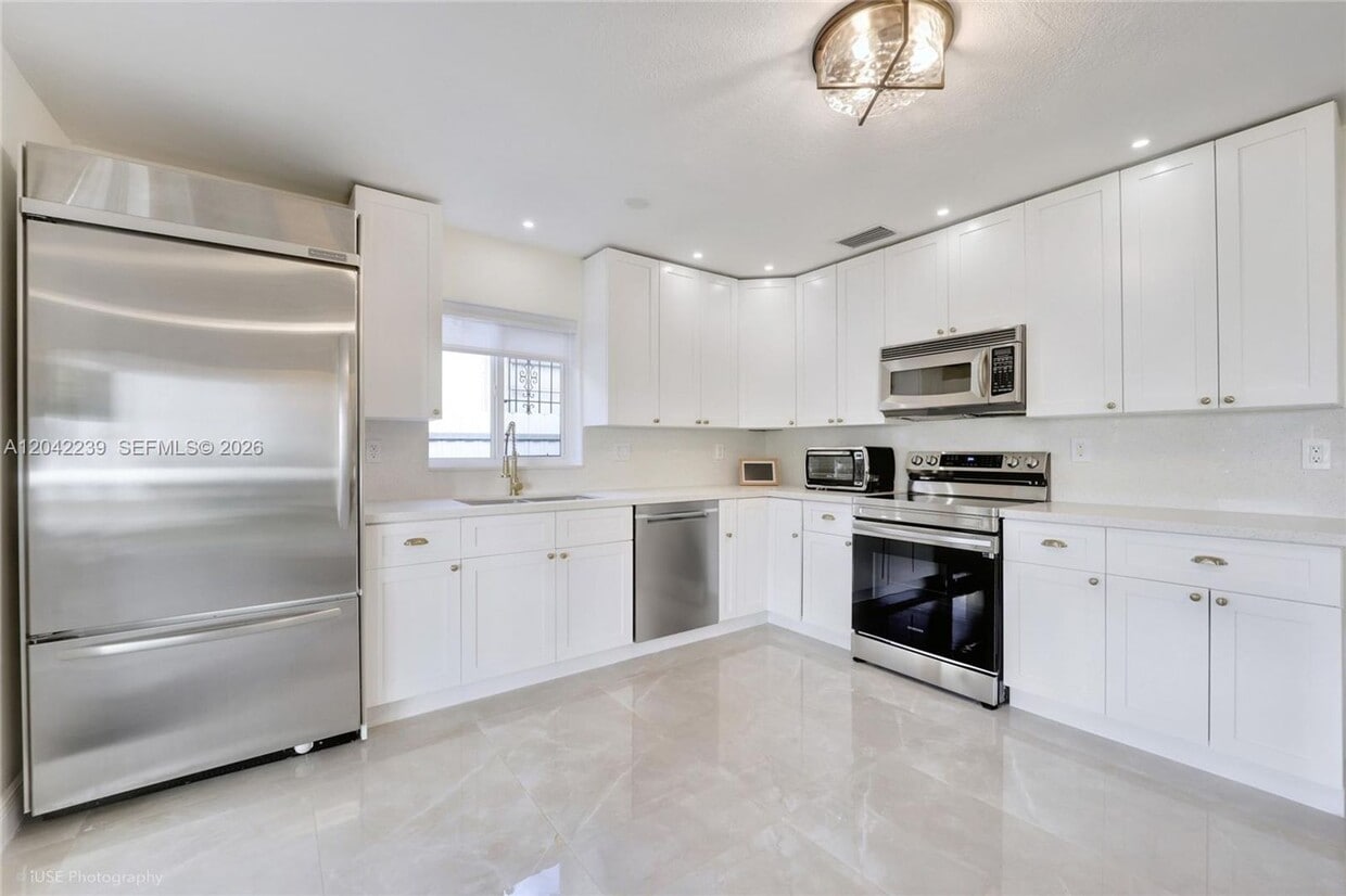 Photo - 4712 SW 2nd Terrace, Miami, FL 33134 - 1416
