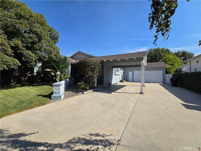 Foto del edificio - 1026 N Lamer St